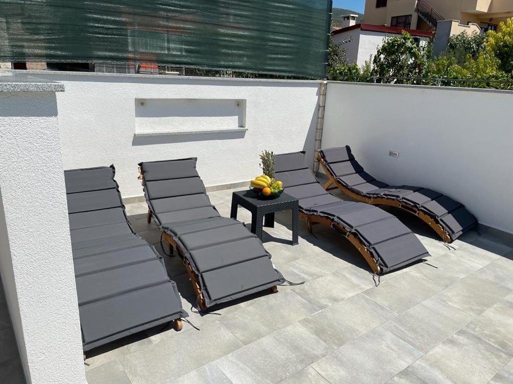 Apartment Edita Plano Trogir Eksteriør billede