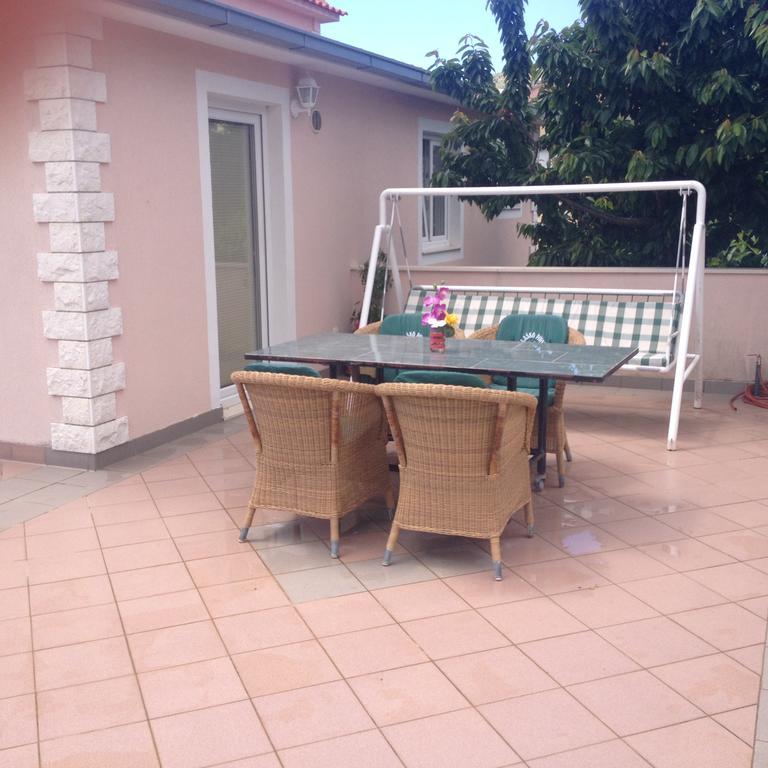 Apartment Edita Plano Trogir Eksteriør billede