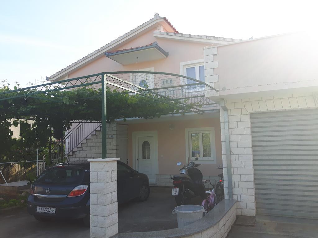 Apartment Edita Plano Trogir Eksteriør billede